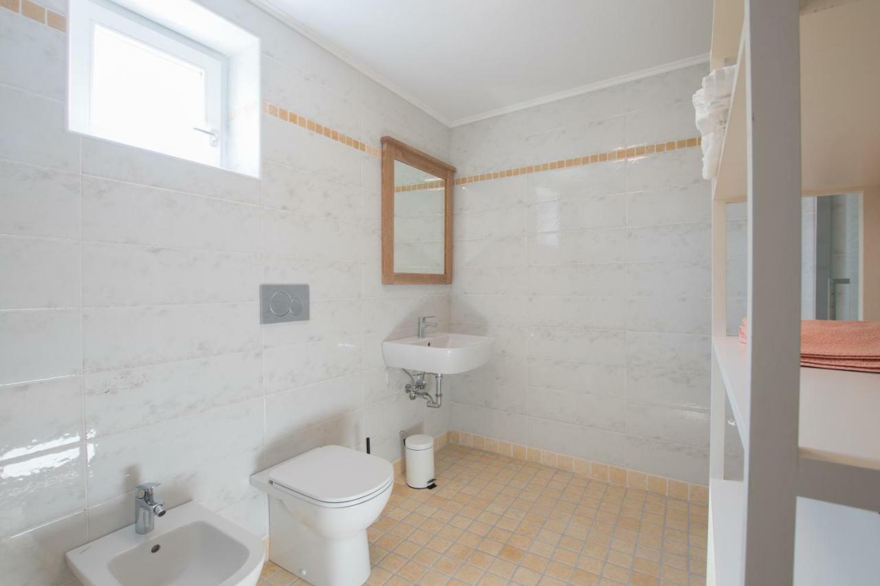 Lana House With Apartments Petrovija Экстерьер фото